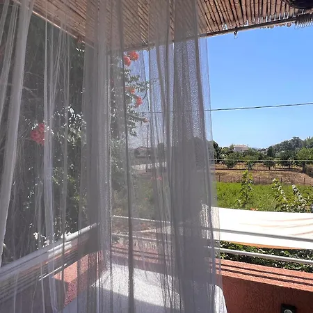 Garden -designed For Rest, Built For Two